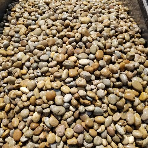 鹅卵石滤料厂家直销 源头直供，净水滤料的高性价比之选